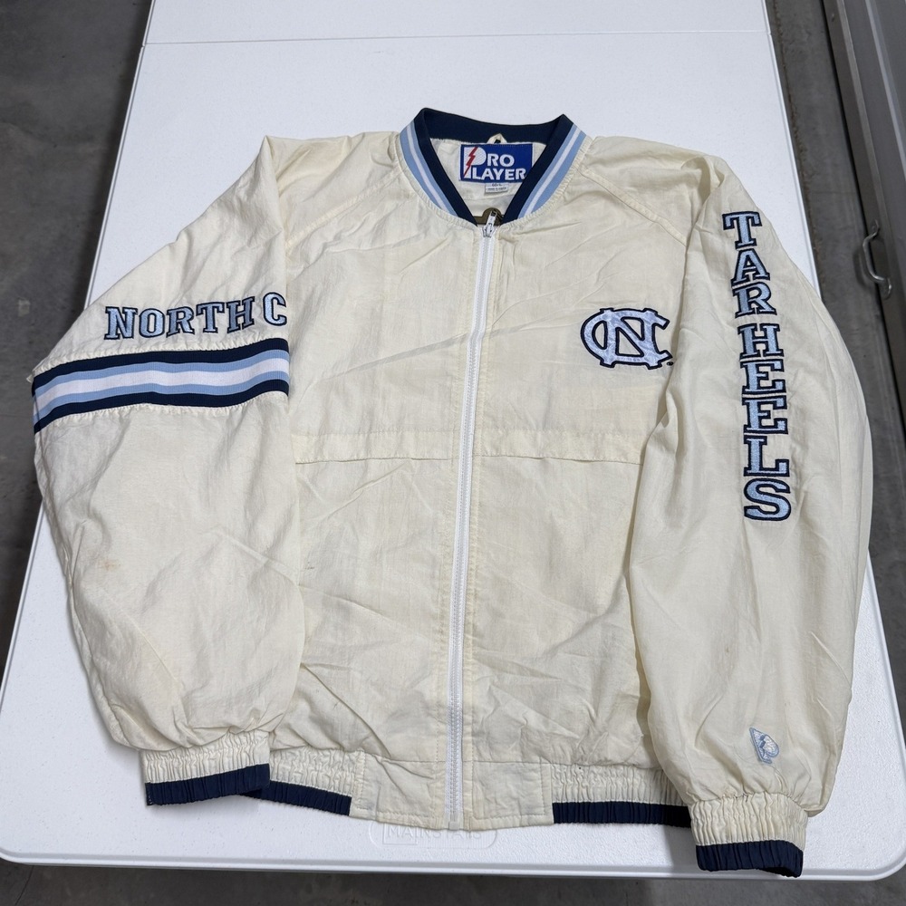 Pro Layer Windbreaker Jacket Mens Large Cream Good Vintage UNC Tar Heels NCAA